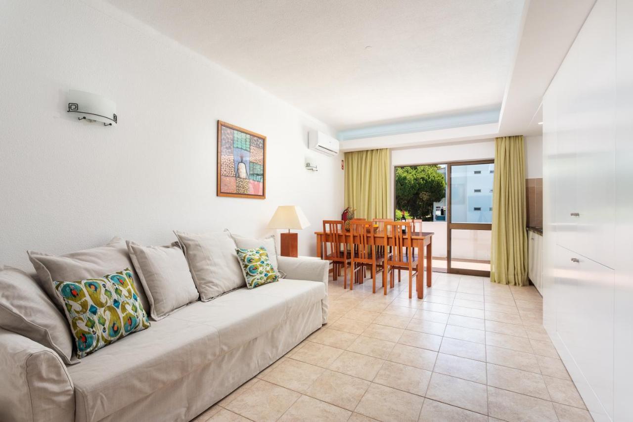 Apartament Bright Cozy Flats w/ Terrace&Pool Quarteira Zewnętrze zdjęcie