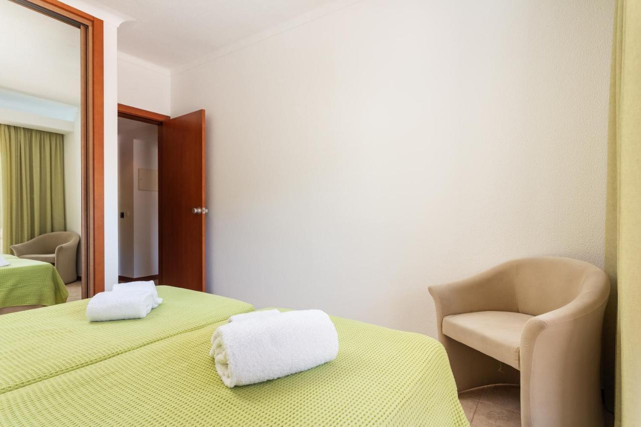 Apartament Bright Cozy Flats w/ Terrace&Pool Quarteira Zewnętrze zdjęcie