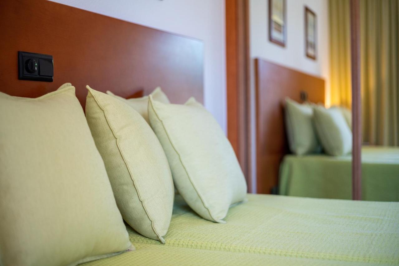 Apartament Bright Cozy Flats w/ Terrace&Pool Quarteira Zewnętrze zdjęcie